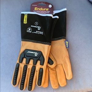 NWT Gauntlet cuff leather work gloves LG